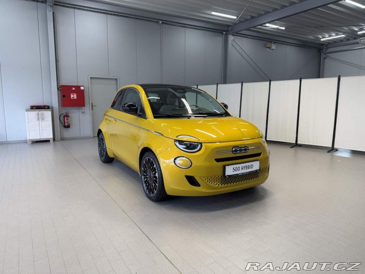 Fiat 500 La Prima Hybrid 1.0 BSG 2026
