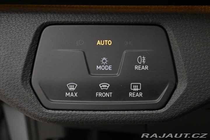 Volkswagen ID.5 Pro 77kW 128kW SoH 94% Zá 2023