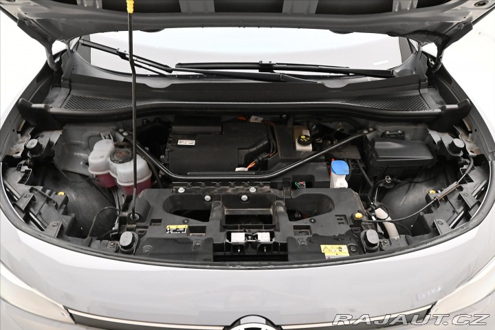 Volkswagen ID.5 Pro 77kW 128kW SoH 94% Zá 2023