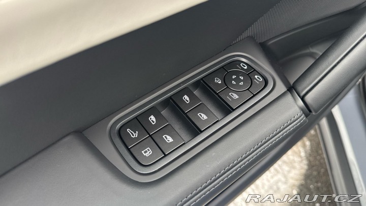 Porsche Cayenne E-Hybrid 2026