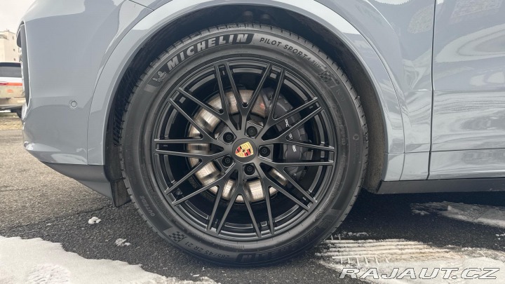 Porsche Cayenne E-Hybrid 2026