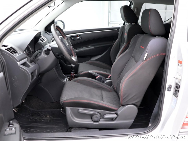 Suzuki Swift 1,6 VVT 100kW Sport CZ 2012