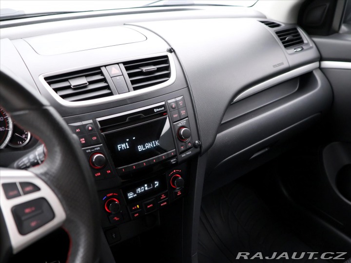Suzuki Swift 1,6 VVT 100kW Sport CZ 2012