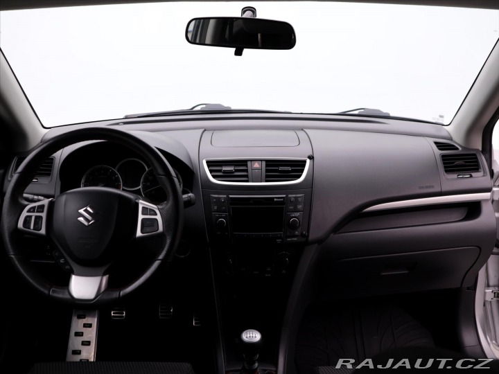 Suzuki Swift 1,6 VVT 100kW Sport CZ 2012