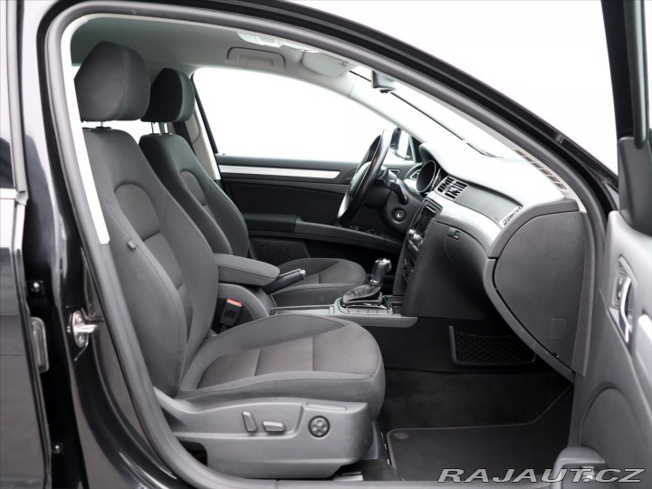 Škoda Superb 2,0 TDI 125kW DSG Navi Xe 2014