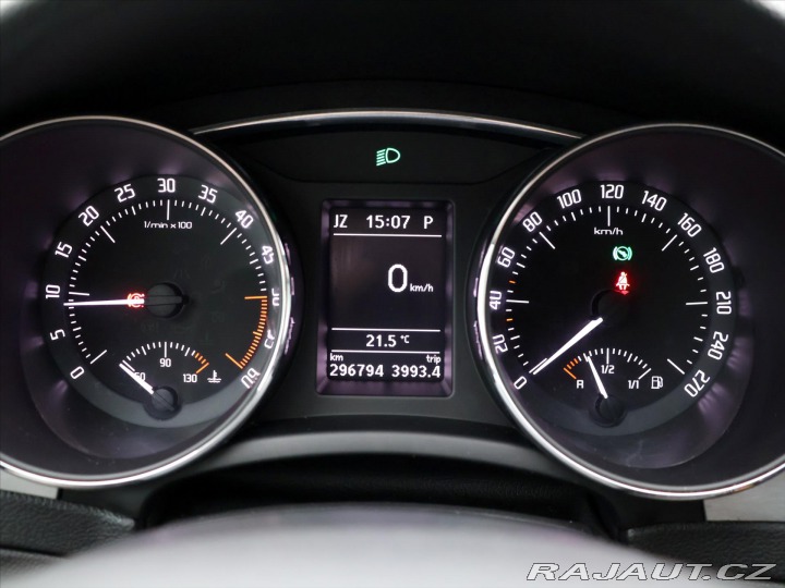 Škoda Superb 2,0 TDI 125kW DSG Navi Xe 2014