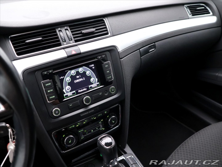 Škoda Superb 2,0 TDI 125kW DSG Navi Xe 2014