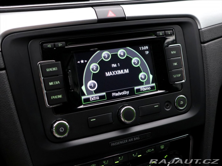 Škoda Superb 2,0 TDI 125kW DSG Navi Xe 2014