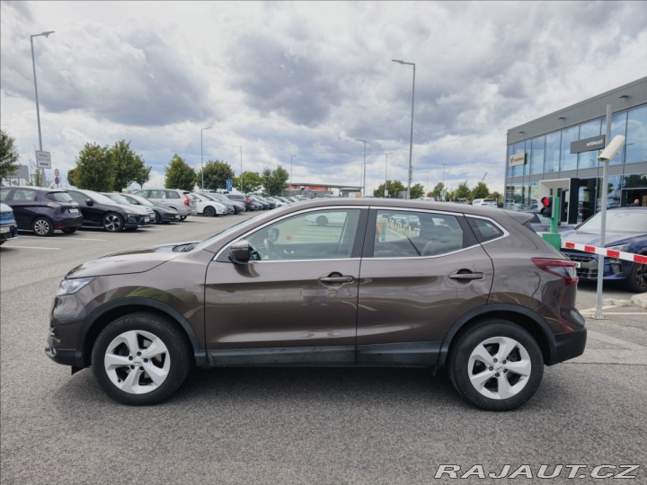 Nissan Qashqai 1,3 DIG-T 140 Acenta 2021