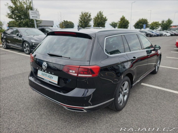 Volkswagen Passat 2,0 Variant TDI DSG Elega 2020