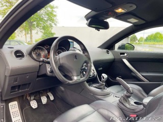 Peugeot RCZ 1,6 200 THP • 2011 • ma 2010