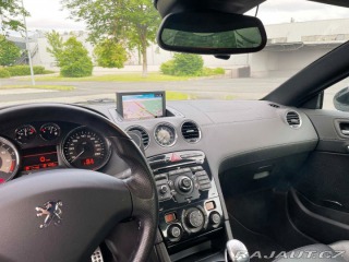 Peugeot RCZ 1,6 200 THP • 2011 • ma 2010