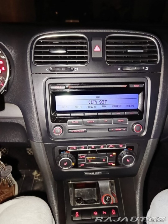 Volkswagen Golf 1,6   TDI 1800