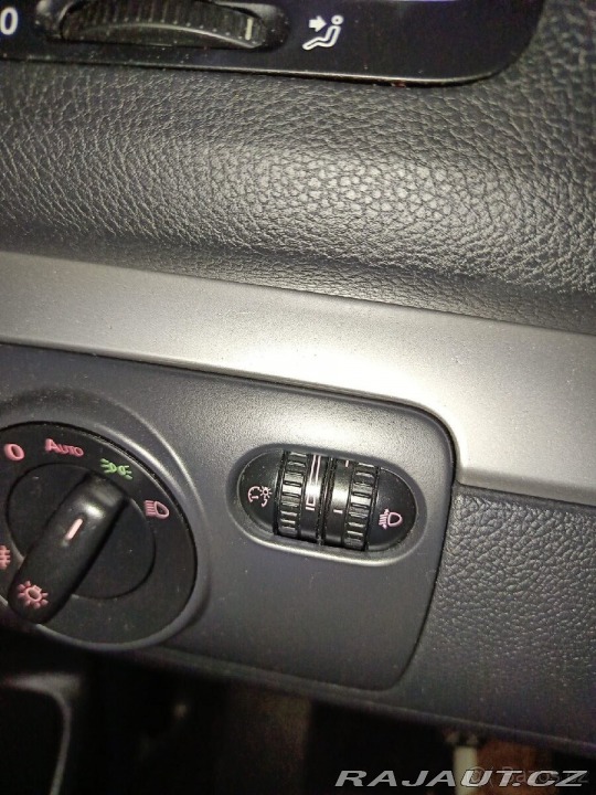 Volkswagen Golf 1,6   TDI 1800