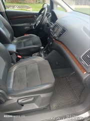 Volkswagen Sharan 2,0 TDi DSG HIGHLINE 2012