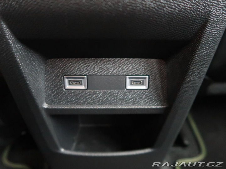 Peugeot 308 1.2,PureTech,96KW,Automat 2024