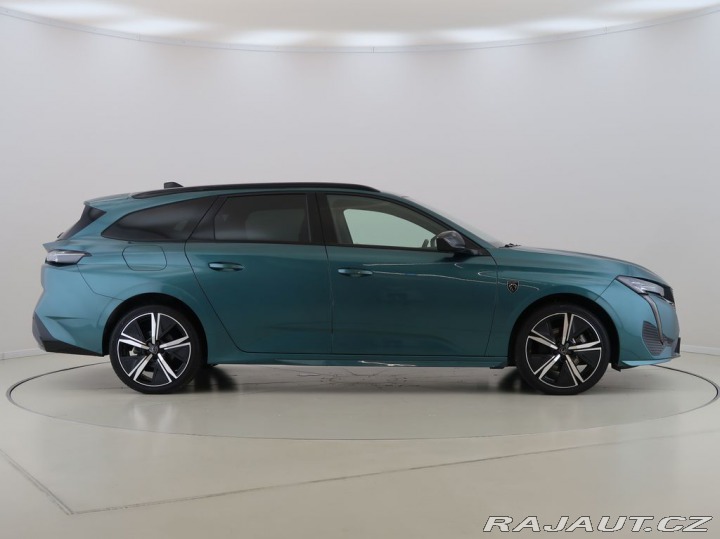 Peugeot 308 1.2,PureTech,96KW,Automat 2024