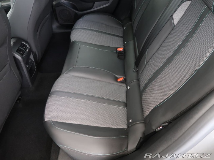 Peugeot 408 Allure,Hybrid,Automat,DPH 2025