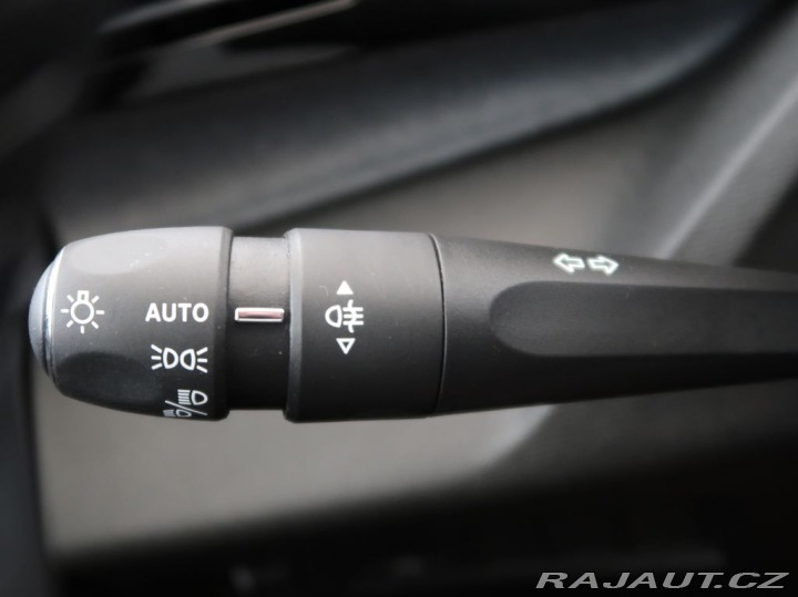 Peugeot 408 Allure,Hybrid,Automat,DPH 2025