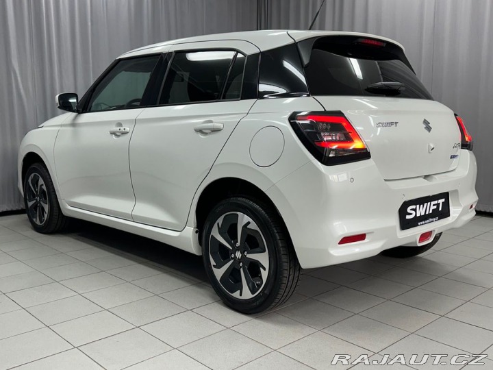Suzuki Swift Elegance. Manuál. K odběr 2026