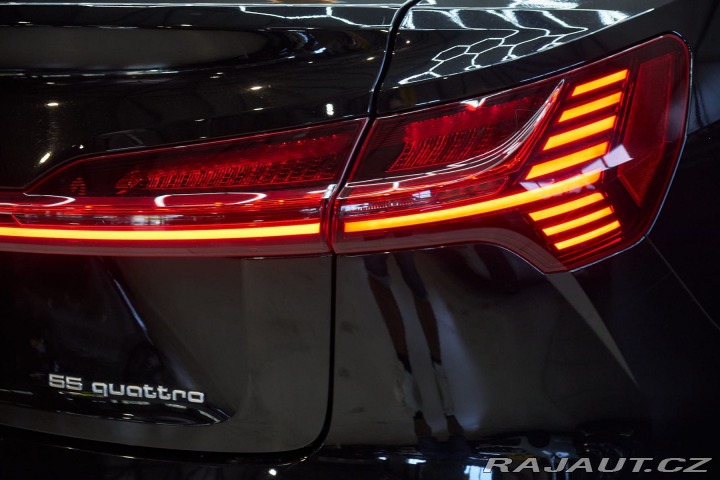 Audi e-tron 2020