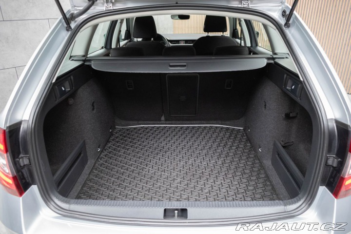 Škoda Octavia 1.6 TDI*85kW*STYLE*DPH* 2020