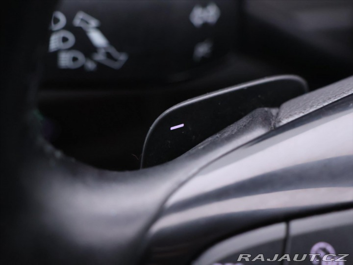 Volkswagen Touran 2,0 TDI 110kW DSG LED 1.M 2019