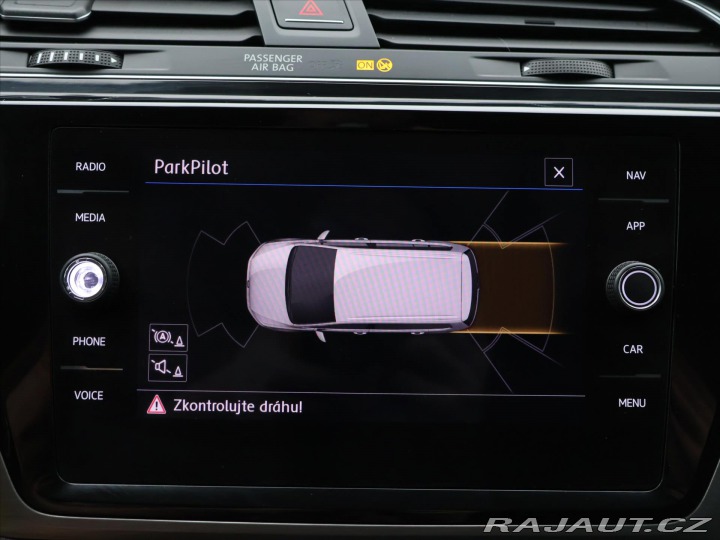 Volkswagen Touran 2,0 TDI 110kW DSG LED 1.M 2019