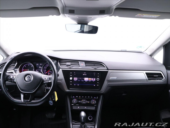 Volkswagen Touran 2,0 TDI 110kW DSG LED 1.M 2019
