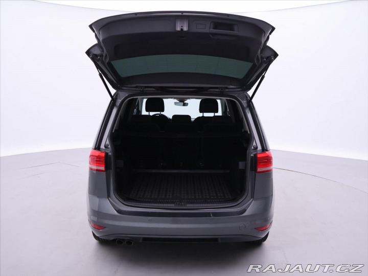 Volkswagen Touran 2,0 TDI 110kW DSG LED 1.M 2019