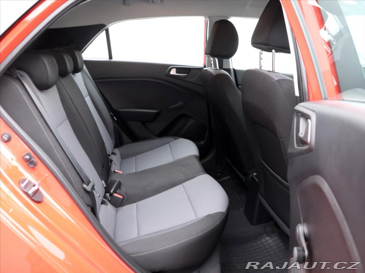 Hyundai i20 1,3 i 55kW Family+ CZ 1.m 2019