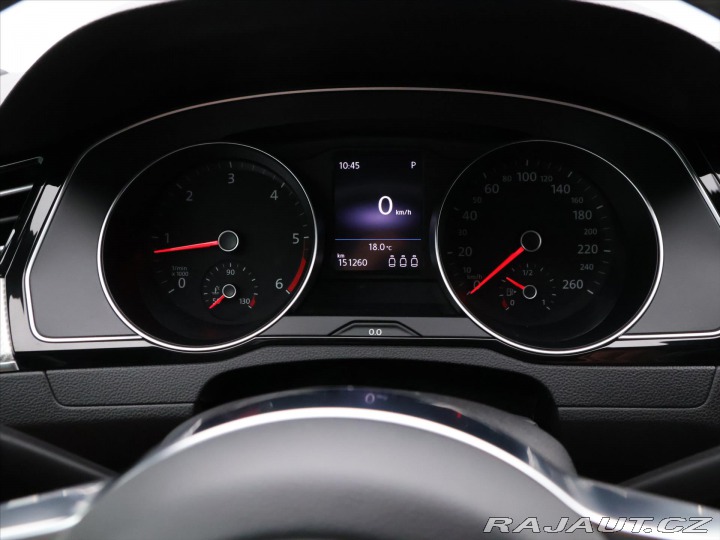 Volkswagen Passat 2.0 TDI 110kW DSG LED Kůž 2018