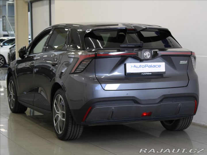 MG MG4 0,0 64kWh Exclusive Akční 2025