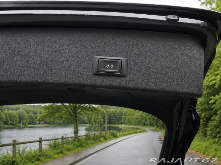 Audi A4 Avant 2,0 100 kW | NAVI 2014