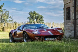 Ford GT 4,7   40