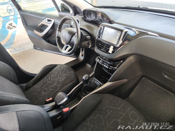 Peugeot 2008 2015