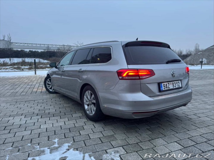 Volkswagen Passat 2,0 b8 2015