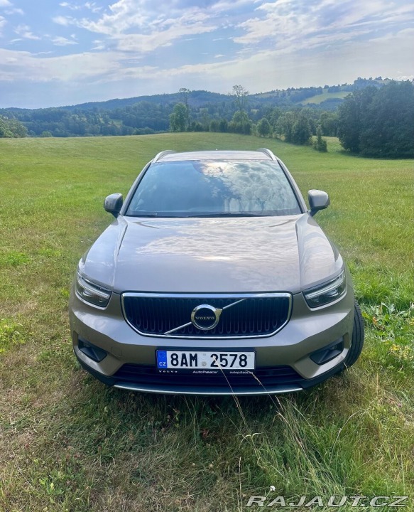 Volvo XC40 2,0   B4 AWD benzin 2021