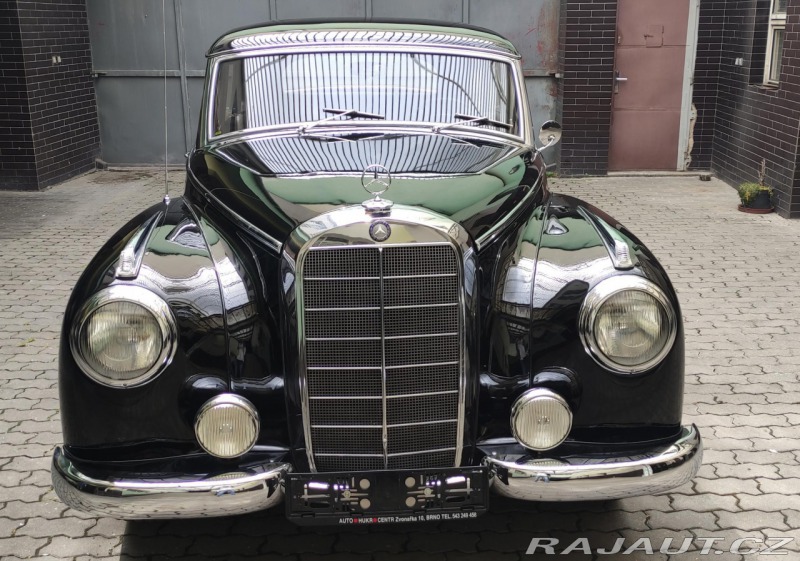 Mercedes-Benz Ostatní modely 300 W186 Adenauer