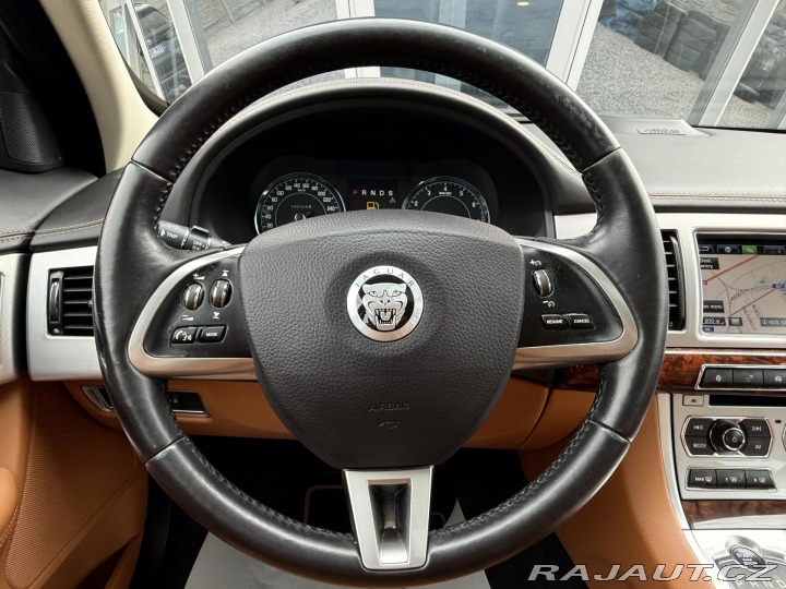Jaguar XF 3,0 V6 S/C AWD Automat 2013