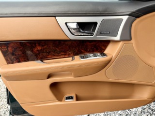 Jaguar XF 3,0 V6 S/C AWD Automat 2013