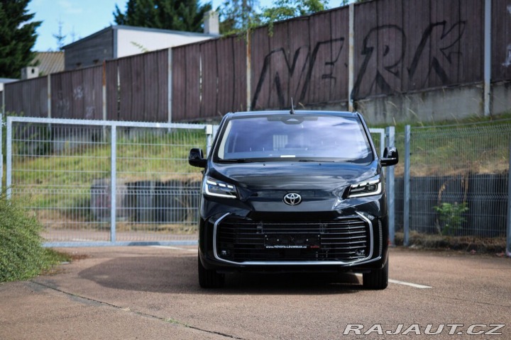 Toyota ProAce Verso 2.2. 180 L2 AT VIP SKYVIE 1800