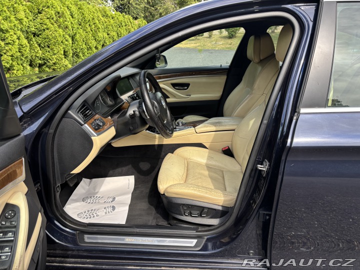 BMW 5 525d Individua nový motor 2012