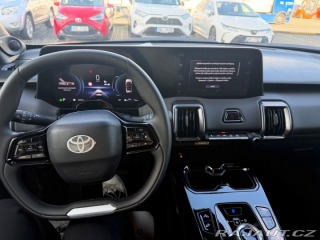 Toyota Urban Cruiser  1800