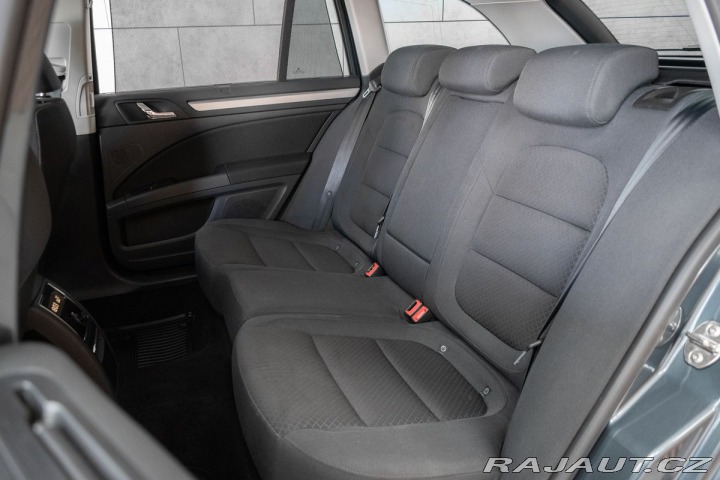 Škoda Superb 2.0 TDI DSG AMBITION BUSI 2015