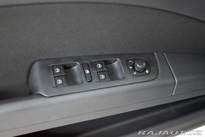 Škoda Superb 2.0 TDI DSG AMBITION BUSI 2015
