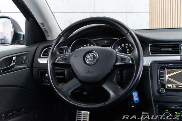 Škoda Superb 2.0 TDI DSG AMBITION BUSI 2015
