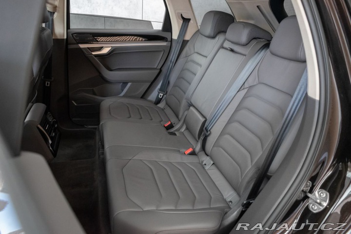 Volkswagen Touareg 3.0 TDI 210kW EXCLUSIVE*Č 2024