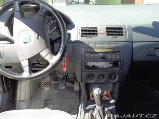 Škoda Fabia AWY 2002
