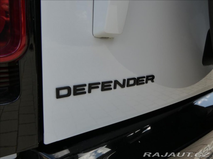 Land Rover Defender 3,0 110 D200 X-Dynamic SE 2024